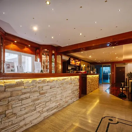Aparthotel Irish House