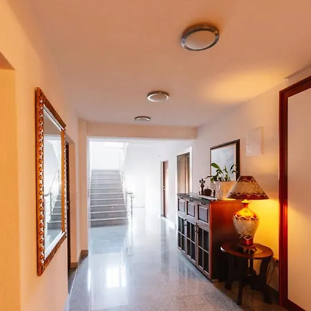 Irish House 4*